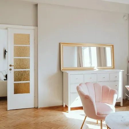 Concierge Mokotow Apartment Warschau